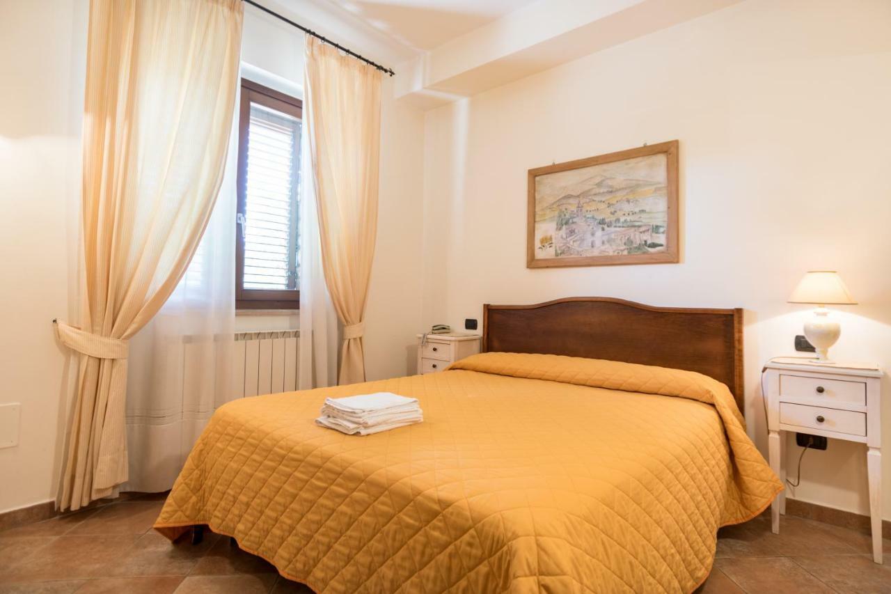 Bed & Breakfast Al Pian D'Assisi Exterior photo