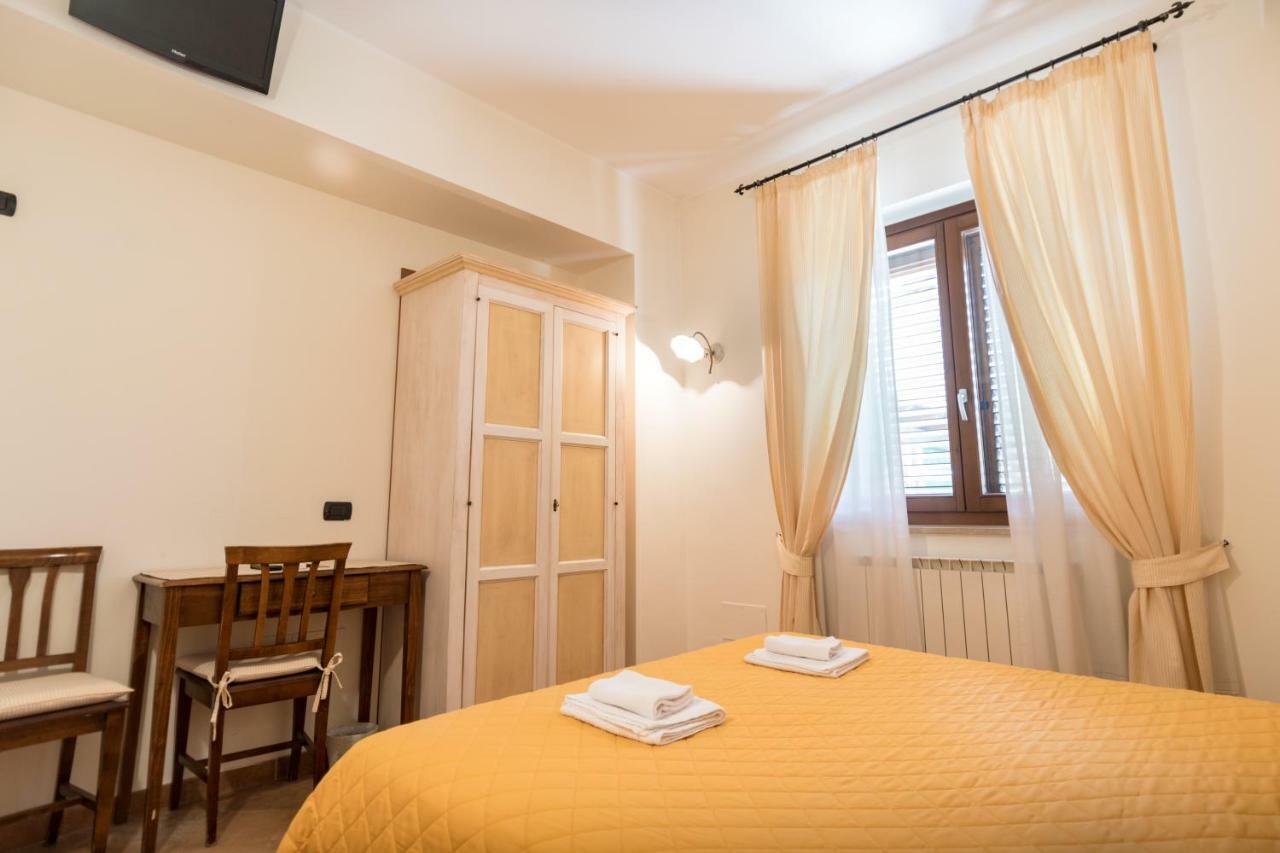 Bed & Breakfast Al Pian D'Assisi Exterior photo
