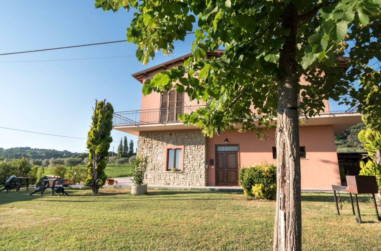 Bed & Breakfast Al Pian D'Assisi Exterior photo