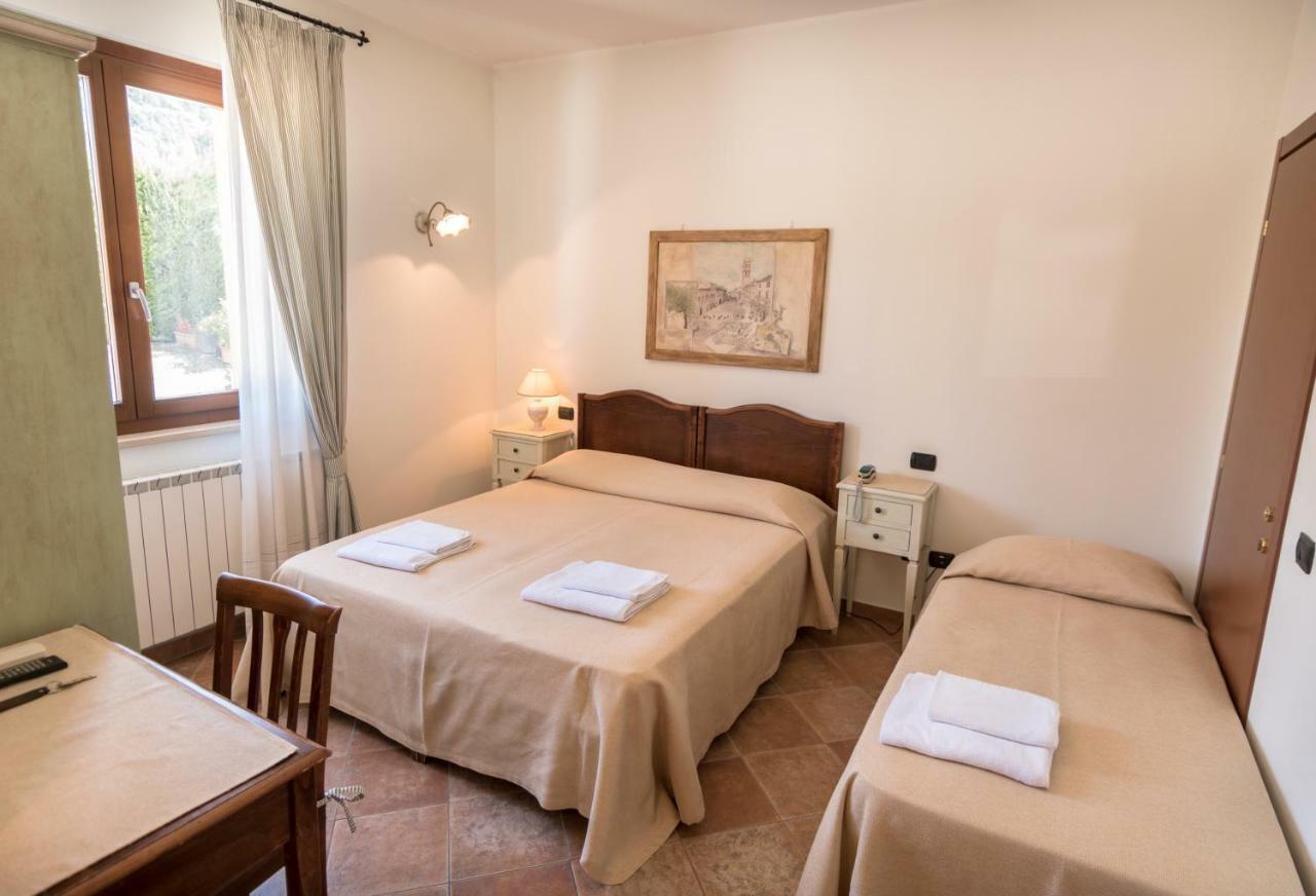 Bed & Breakfast Al Pian D'Assisi Exterior photo